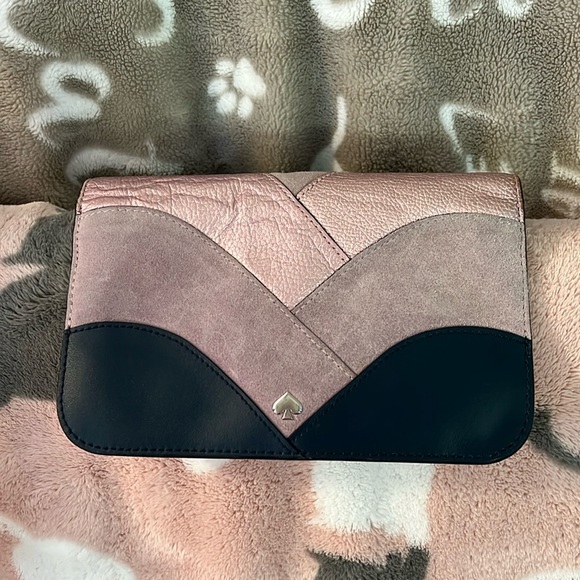Kate spade wallet - Picture 1 of 3